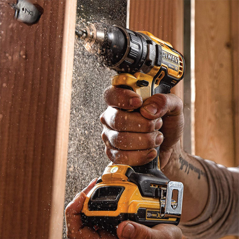 KIT DEWALT ORIGINAL: TALADRO INALÁMBRICO con PISTOLA DE IMPACTO + 26 ACCESORIOS + 2 BATERIAS - PROMOCION BLACK FRIDAY